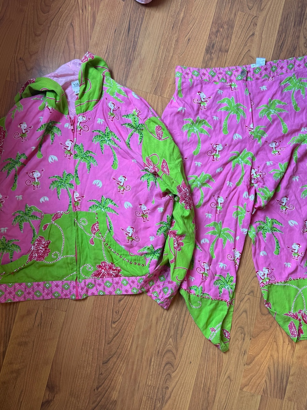 VTG Vanity Pink & Green Set Floral Lined Inside w Beaded Palm Trees & Monkeys XL